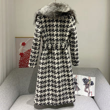 Load image into Gallery viewer, Women Wool Coat Long Style Real Fox Fur Jacket Winter Warm Overcoat