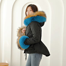 Load image into Gallery viewer, Women Luxury Fur Coats Winter Warm Thick Raccoon Fur Parkas New Fashion