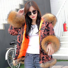 Load image into Gallery viewer, Women&#39;s New Fashion Parka Real Raccoon Fur Coats Winter Warm Jackets