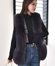 Load image into Gallery viewer, Women&#39;s Luxury Leather Gilet Winter Warm Real Fur Vest Fashion Waistcoat