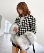 Load image into Gallery viewer, Women Real Fur Jackets Winter Wool Fox Fur Coats Thick Warm