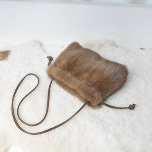 Real Mink Fur Handbags 2022 New Style Luxury 100% Mink Fur Bags Lady Cross Bags Shoulder Bag 8817